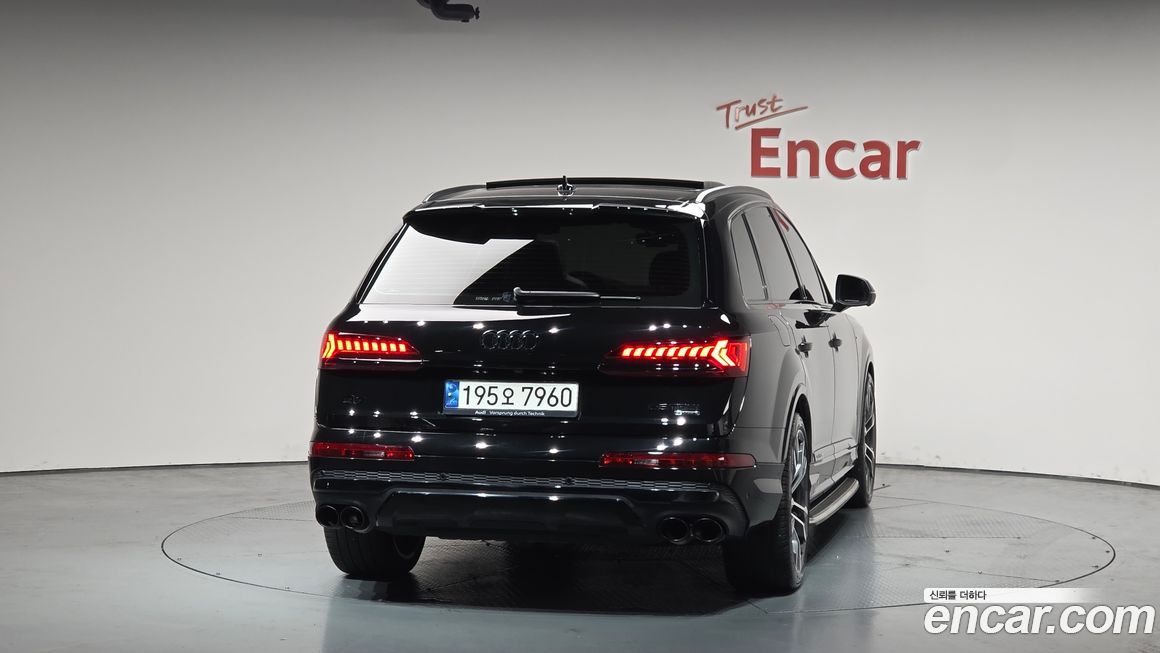 Audi Q7 2022
