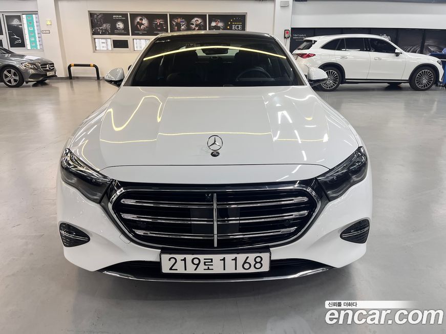 Mercedes-Benz E-Class 2025