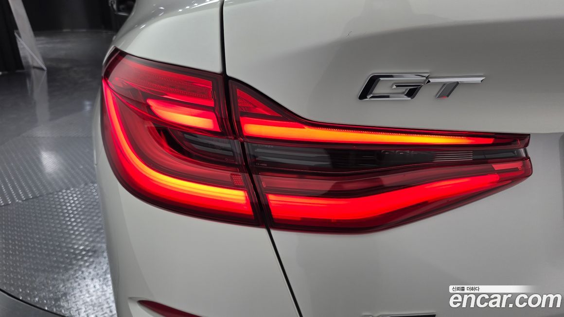 BMW Gran Turismo 2023