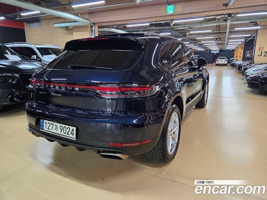 Porsche Macan 2021