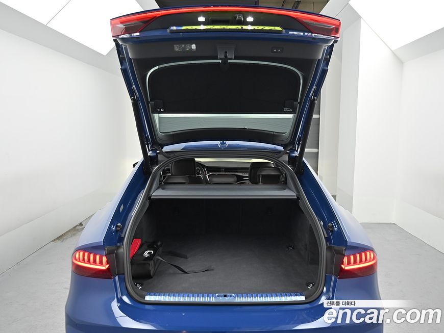 Audi A7 2024