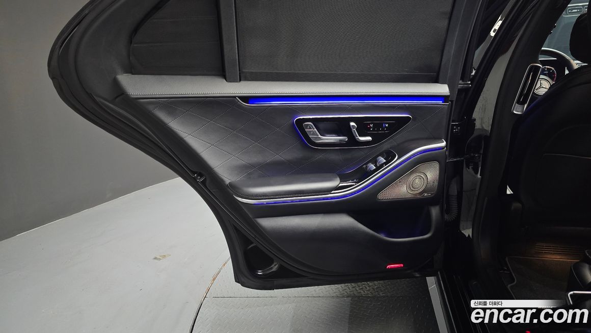 Mercedes-Benz S-Class 2022