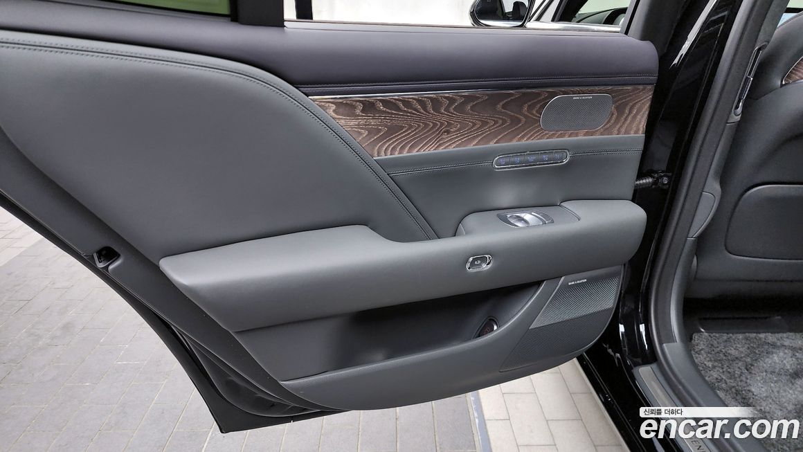 Genesis G90 2022