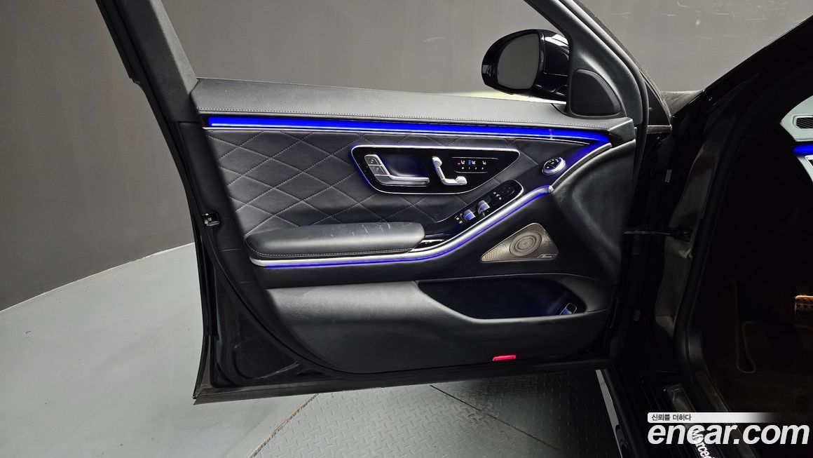 Mercedes-Benz S-Class 2022