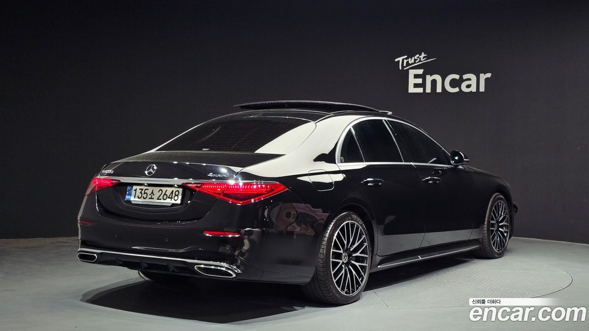 Mercedes-Benz S-Class 2022