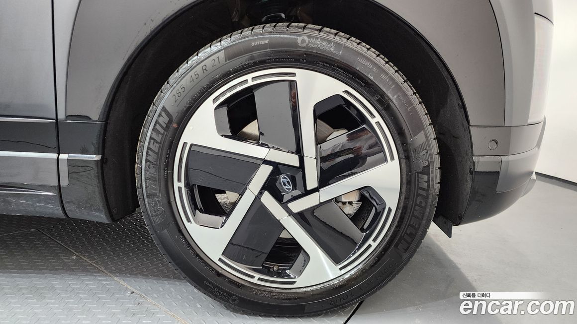 Hyundai Ioniq9 2025