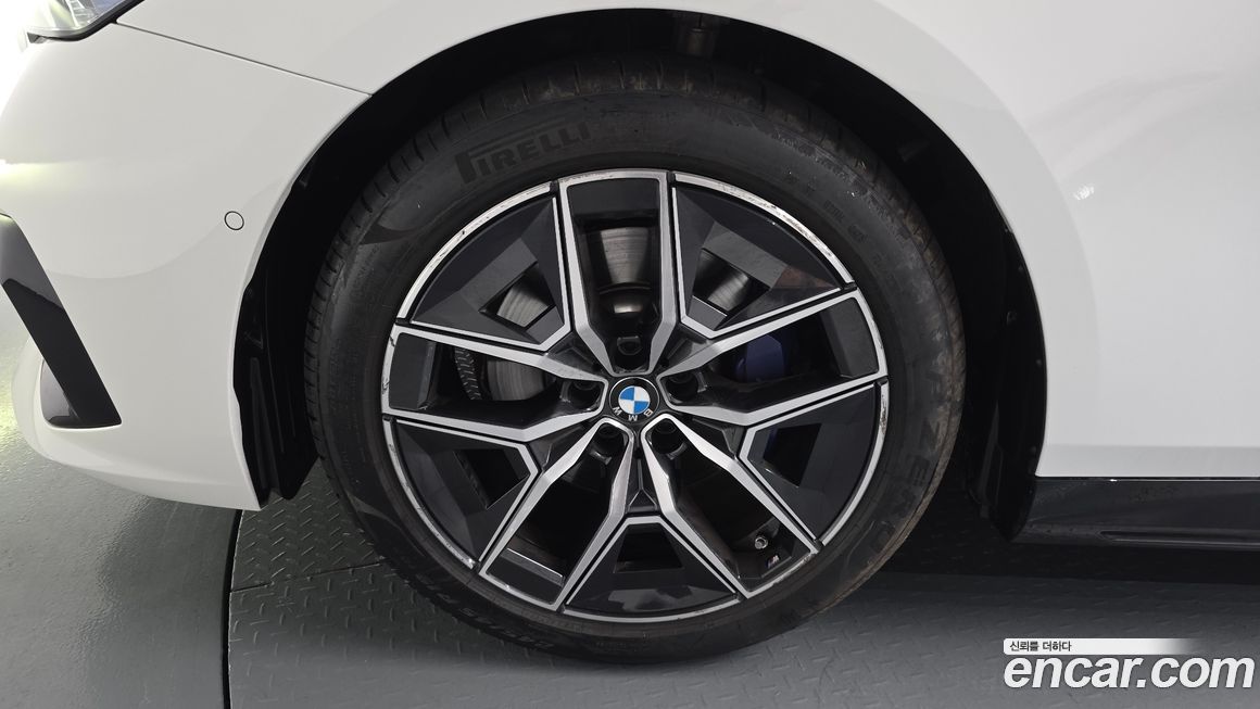 BMW 5-Series 2026