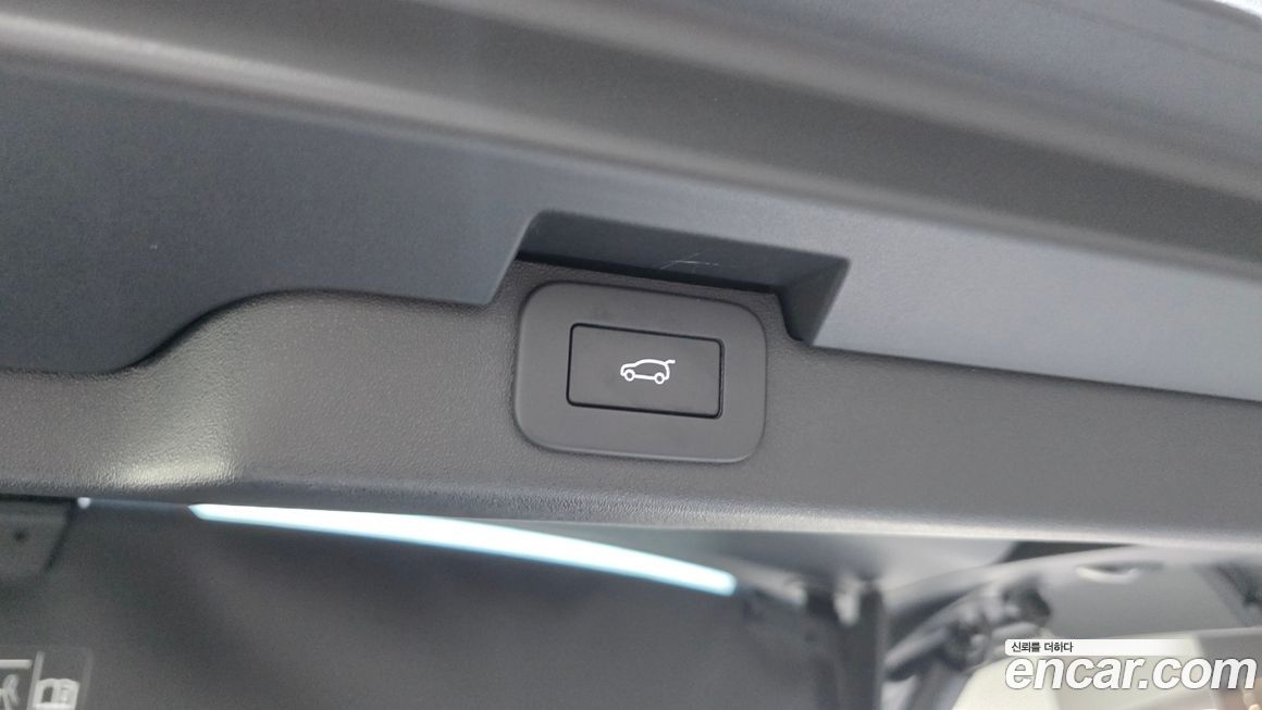 Land Rover Discovery 2024