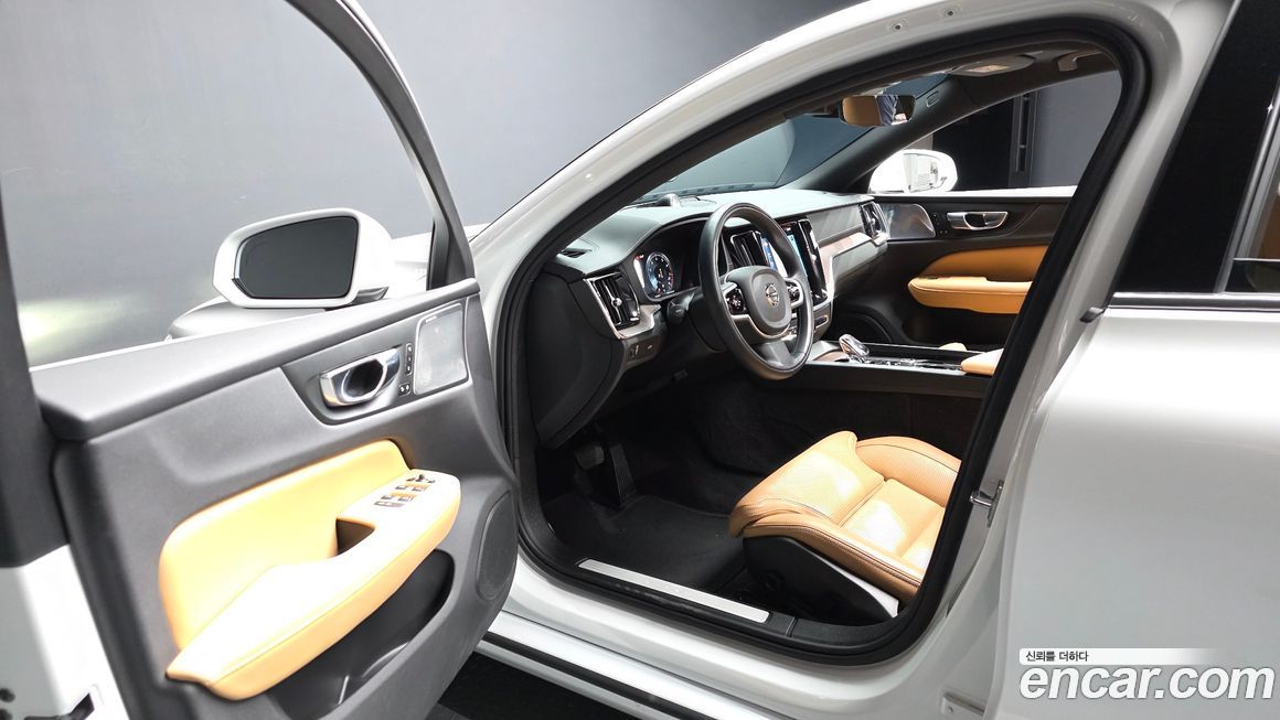 Volvo S60 2021