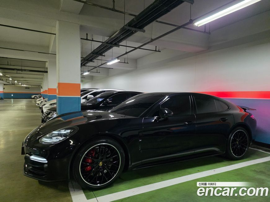 Porsche Panamera 2019