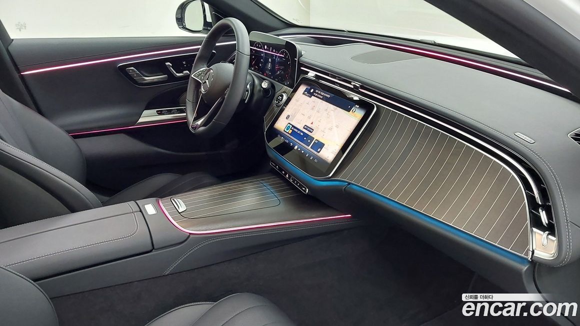 Mercedes-Benz E-Class 2025