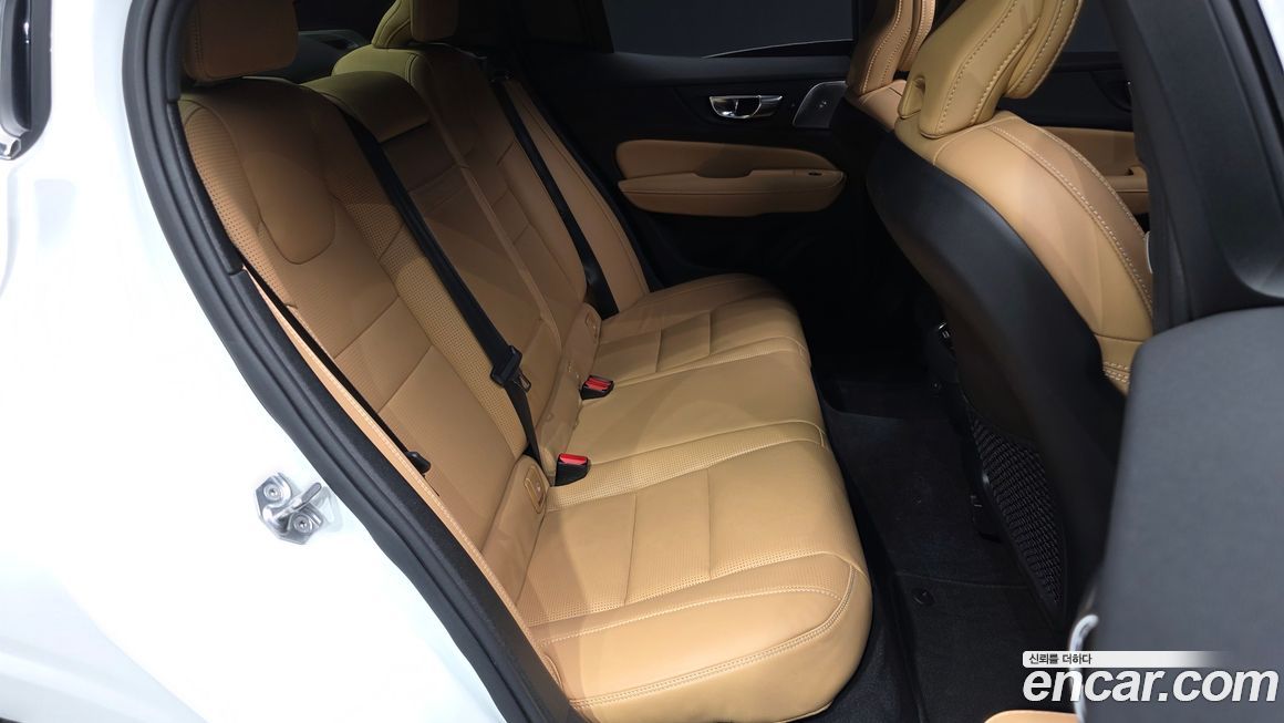 Volvo S60 2021