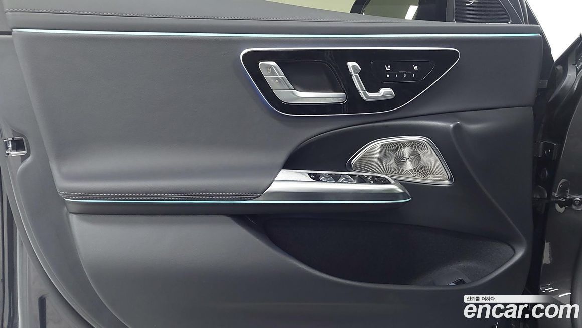 Mercedes-Benz E-Class 2025