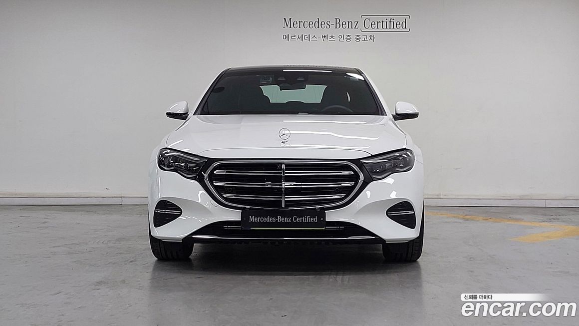 Mercedes-Benz E-Class 2025