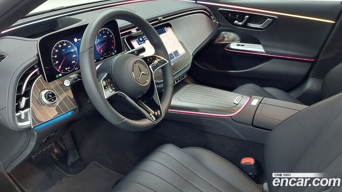 Mercedes-Benz E-Class 2025