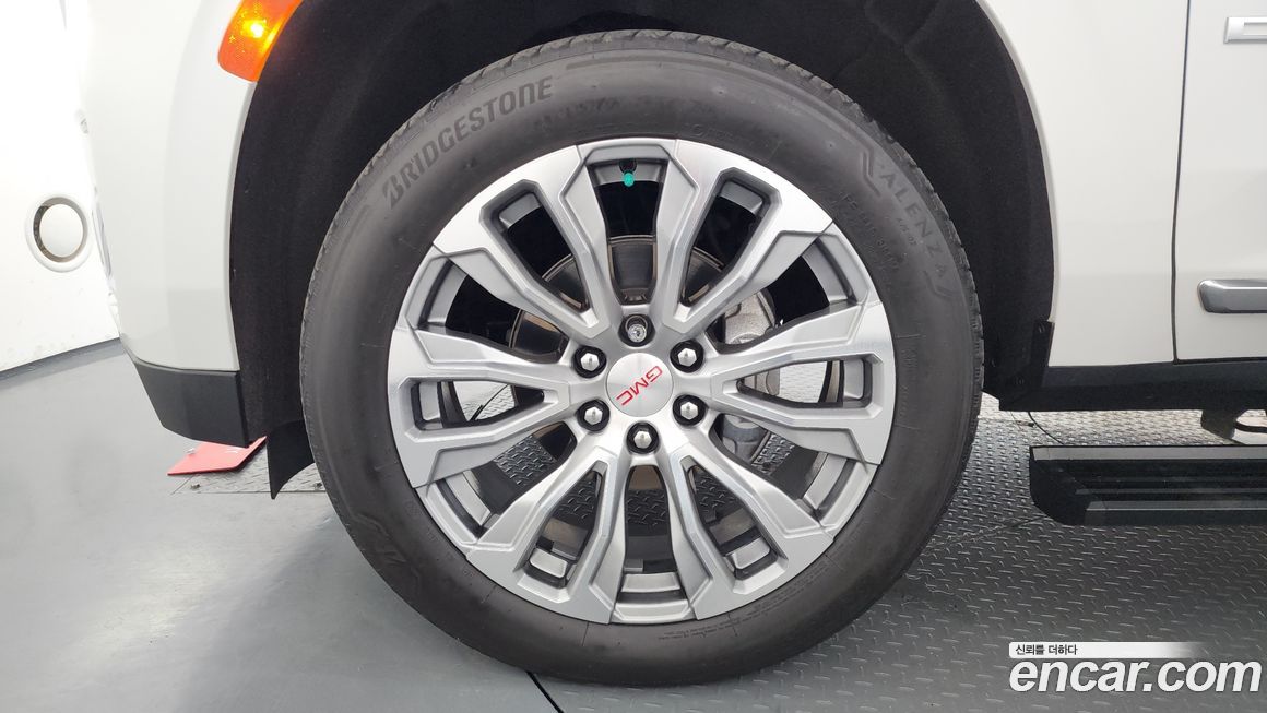 GMC Yukon 2021