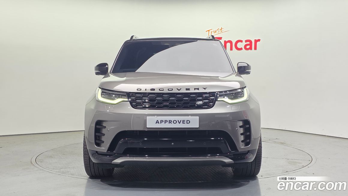 Land Rover Discovery 2024