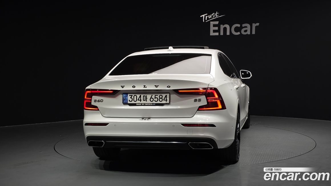 Volvo S60 2021