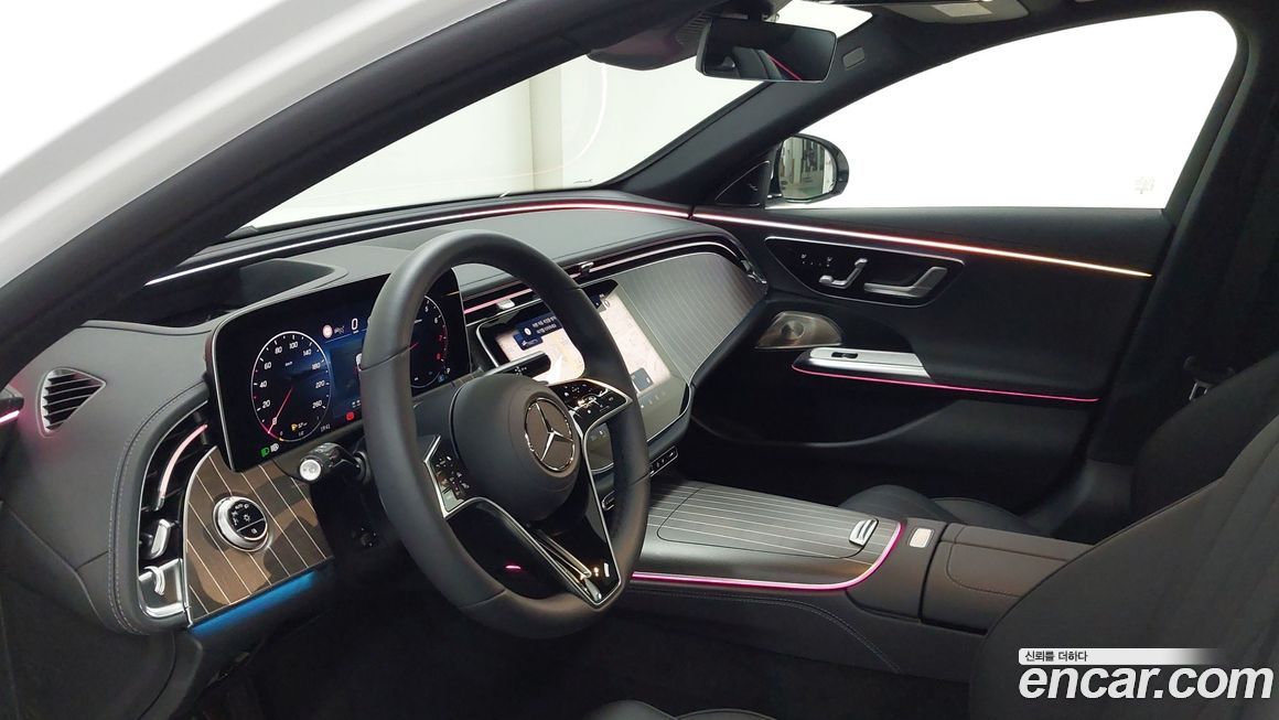 Mercedes-Benz E-Class 2025
