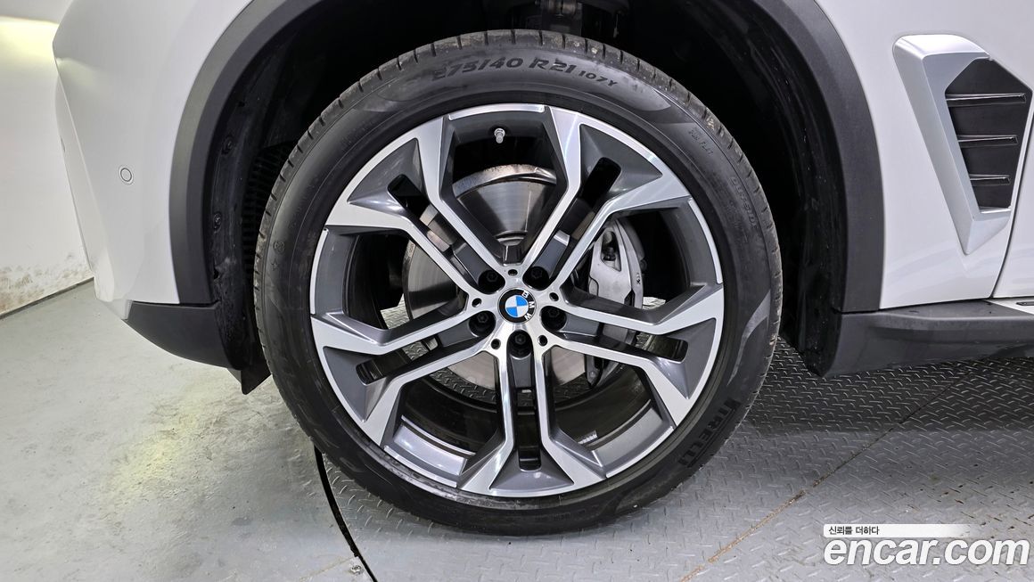 BMW X5 2025