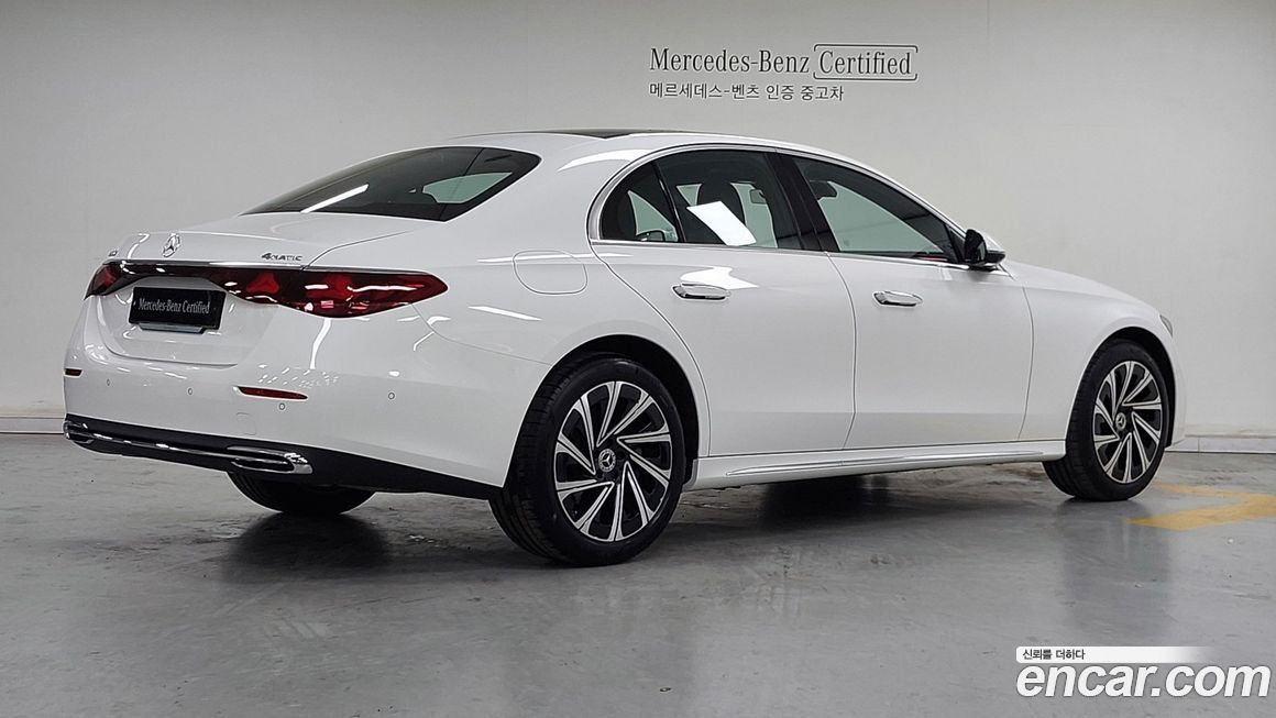 Mercedes-Benz E-Class 2025
