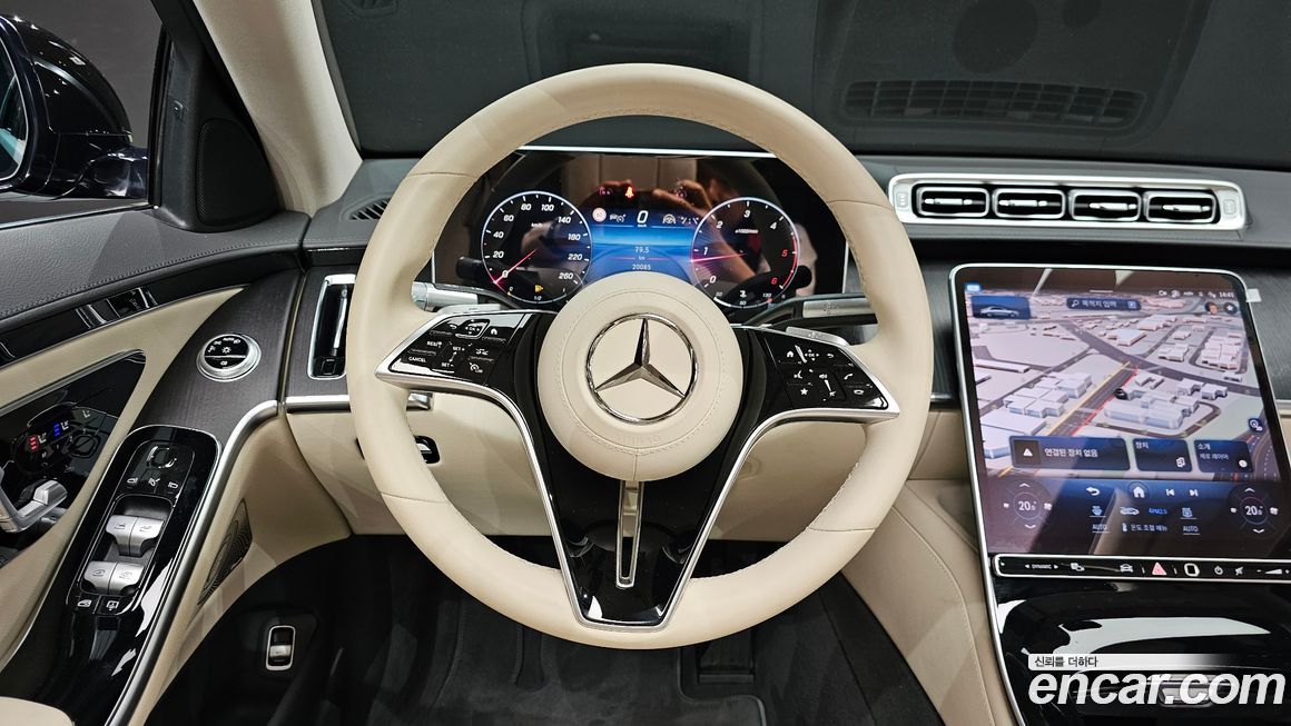 Mercedes-Benz S-Class 2021