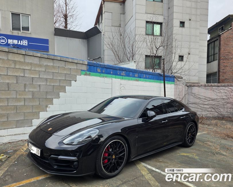 Porsche Panamera 2019