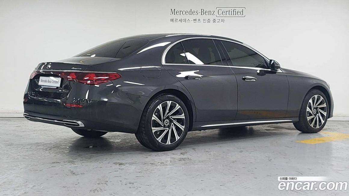 Mercedes-Benz E-Class 2025