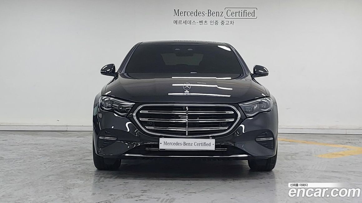 Mercedes-Benz E-Class 2025