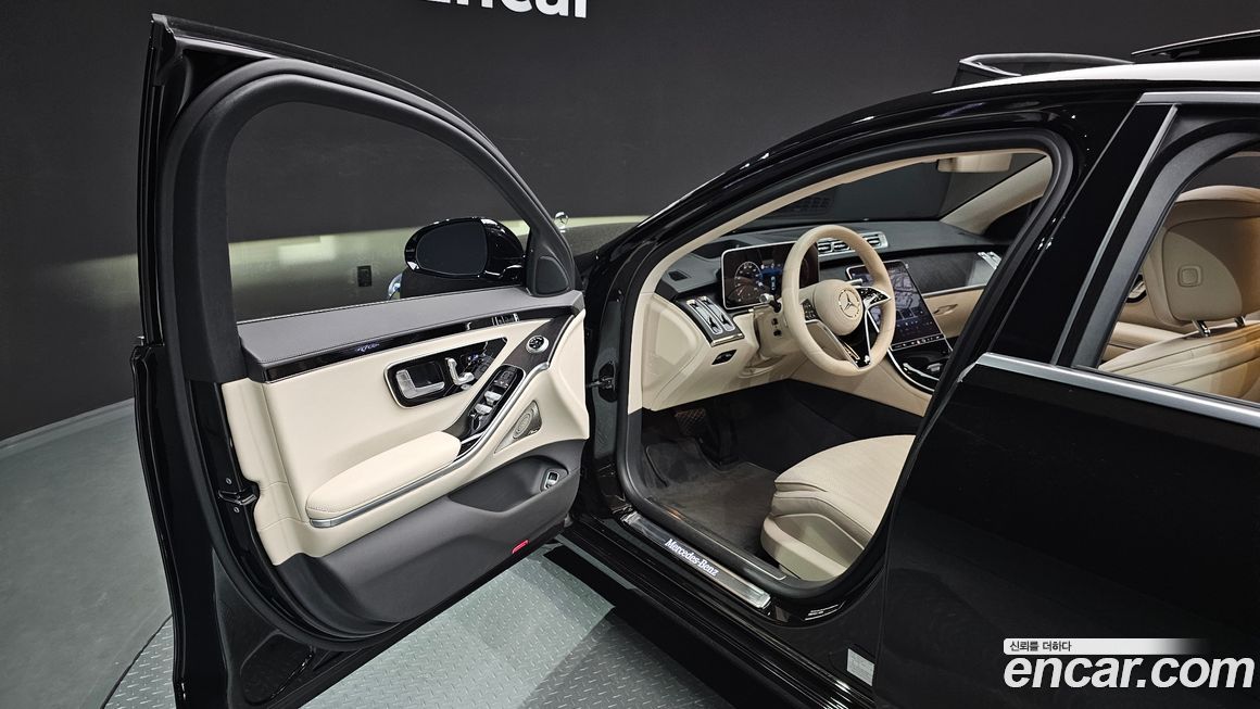 Mercedes-Benz S-Class 2021