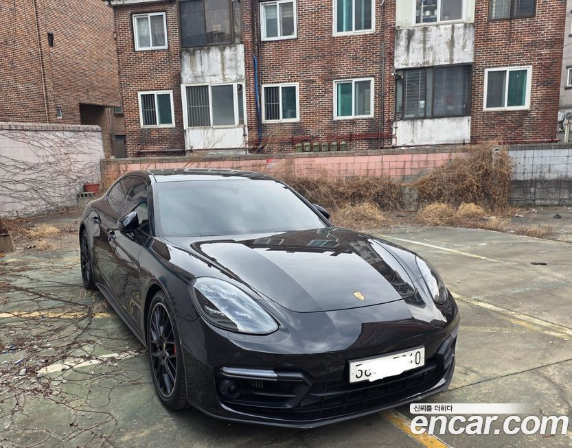 Porsche Panamera 2019