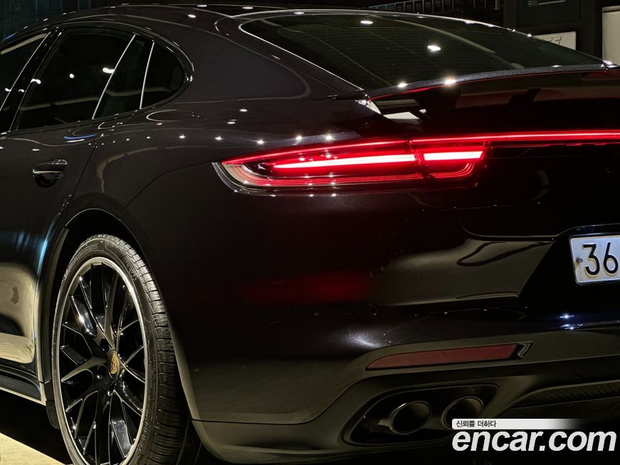 Porsche Panamera 2019