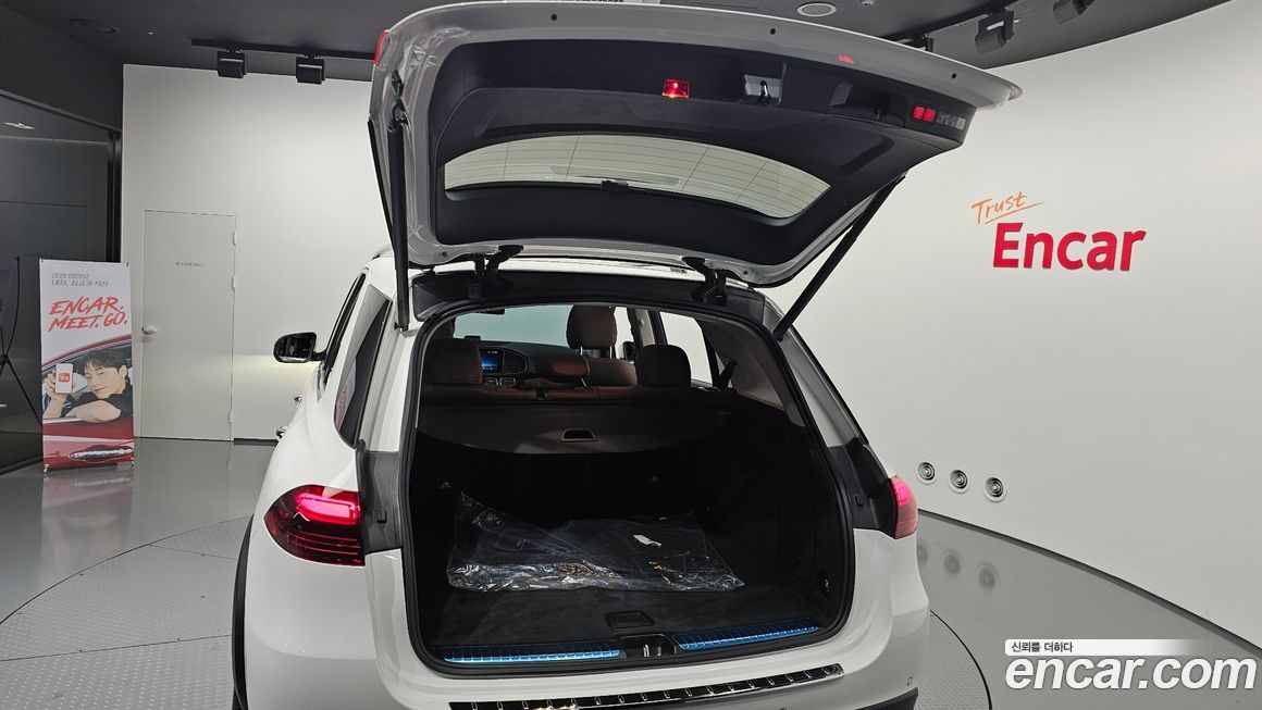 Mercedes-Benz GLE-Class 2025