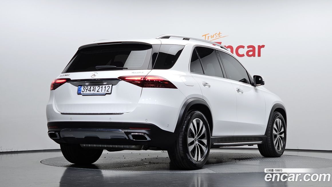 Mercedes-Benz GLE-Class 2025