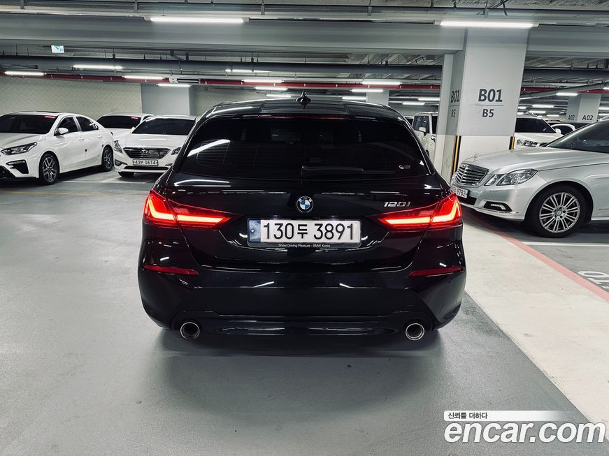 BMW 1-Series 2022