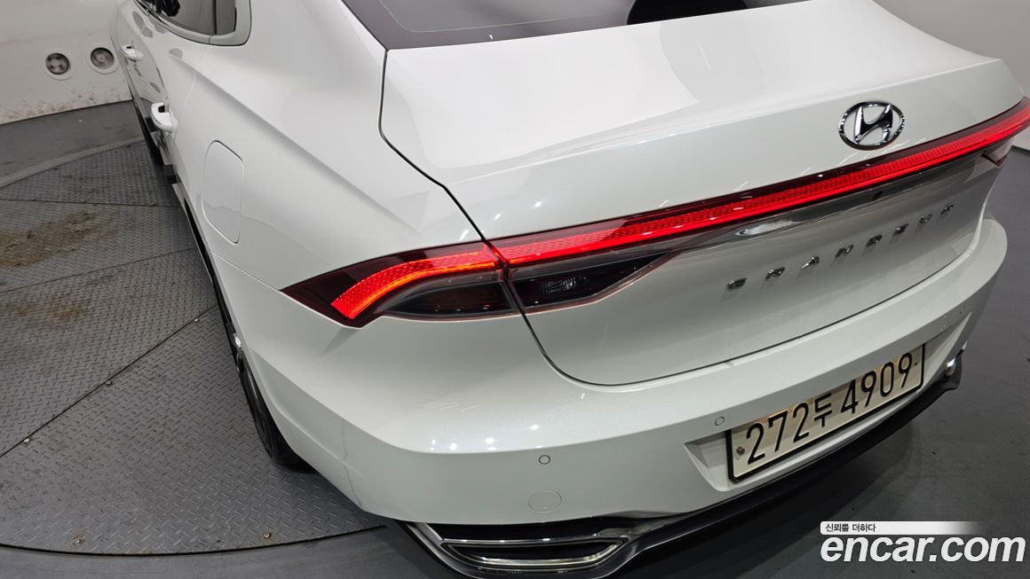 Hyundai Grandeur 2022