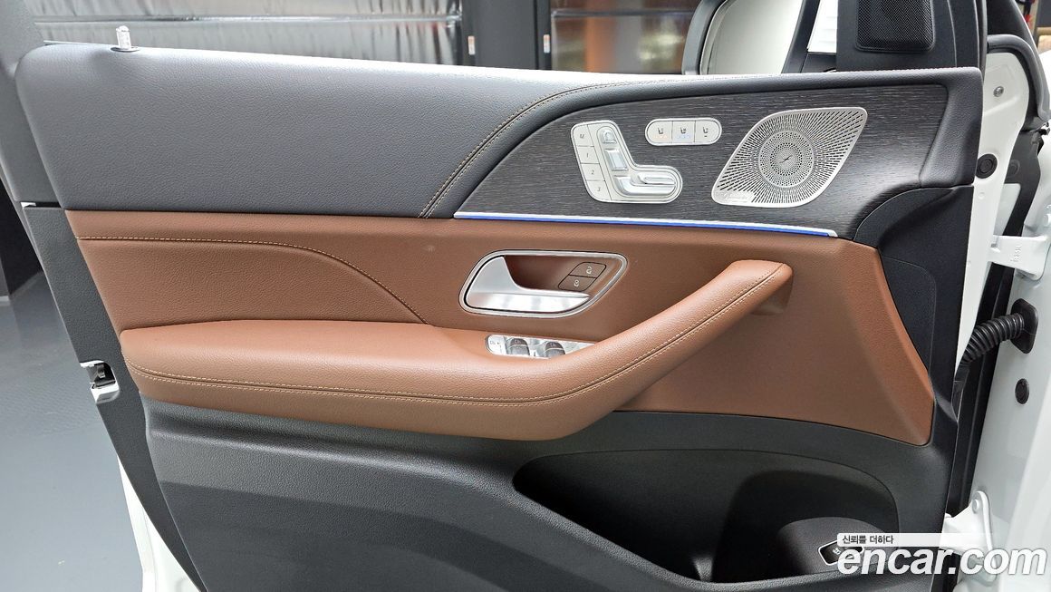 Mercedes-Benz GLE-Class 2025