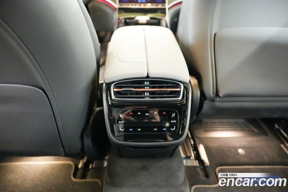 Mercedes-Benz EQS 2025