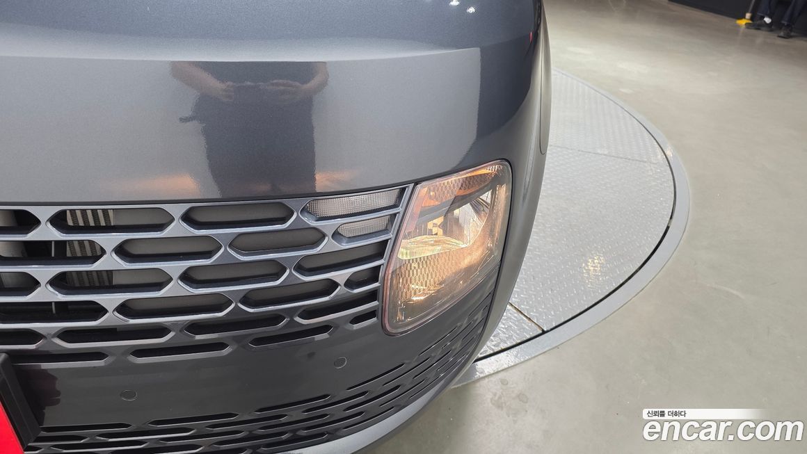 Hyundai Staria 2025