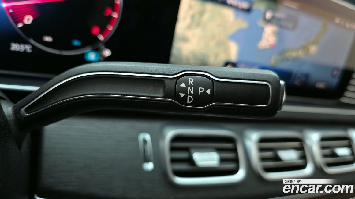 Mercedes-Benz GLE-Class 2025