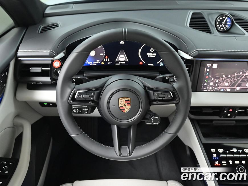 Porsche Macan 2025