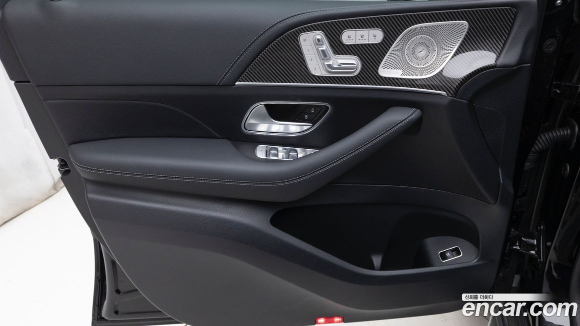Mercedes-Benz GLE-Class 2025