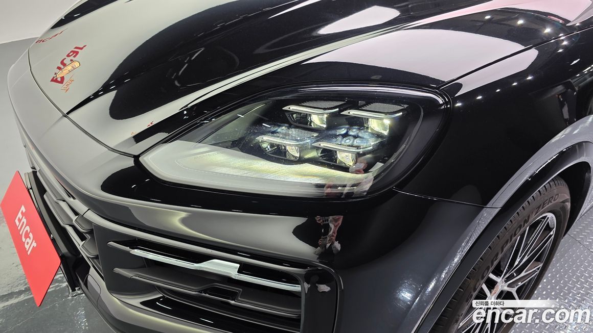 Porsche Cayenne 2025