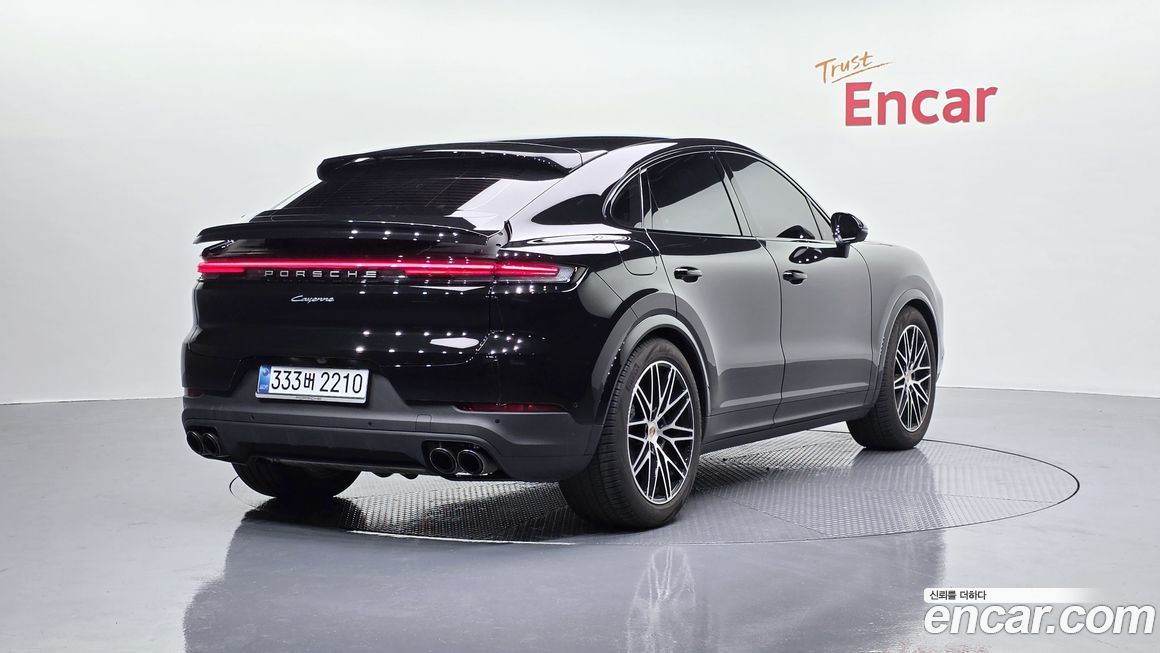 Porsche Cayenne 2025