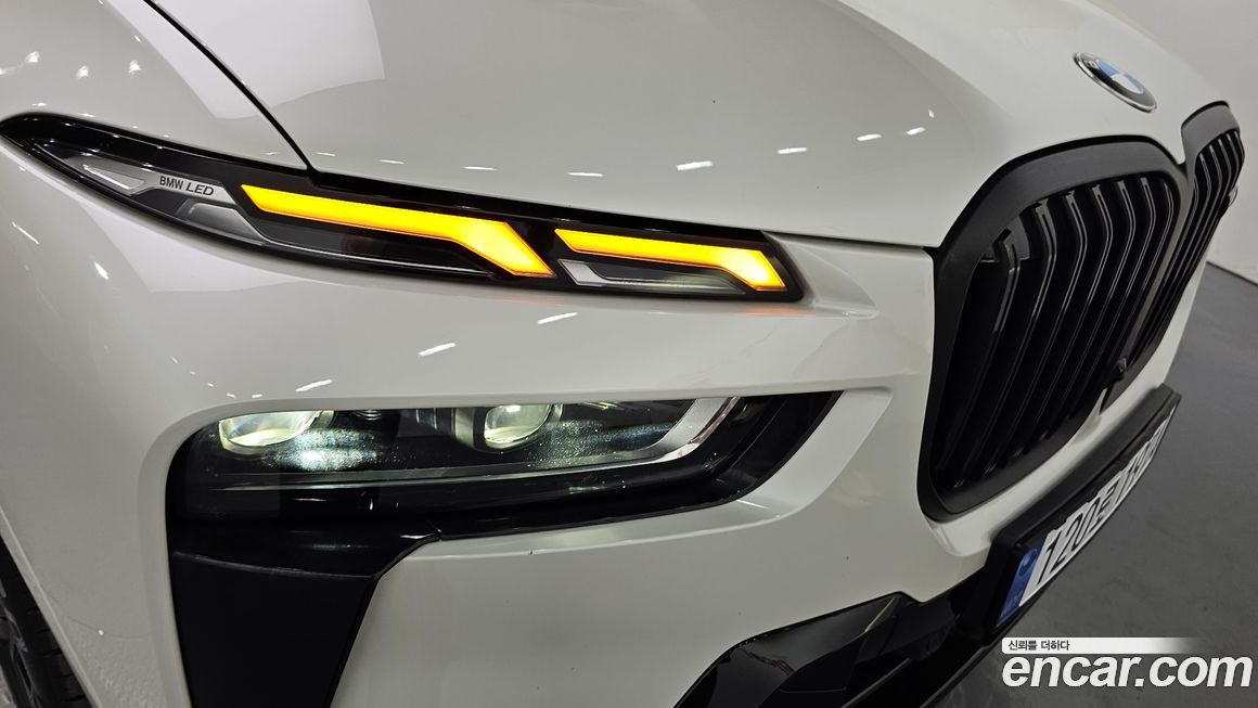 BMW X7 2024