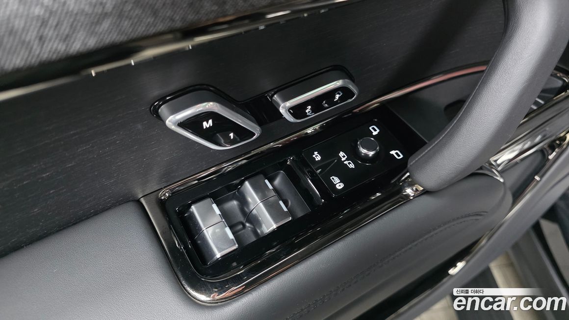 Land Rover Range Rover Sport 2025
