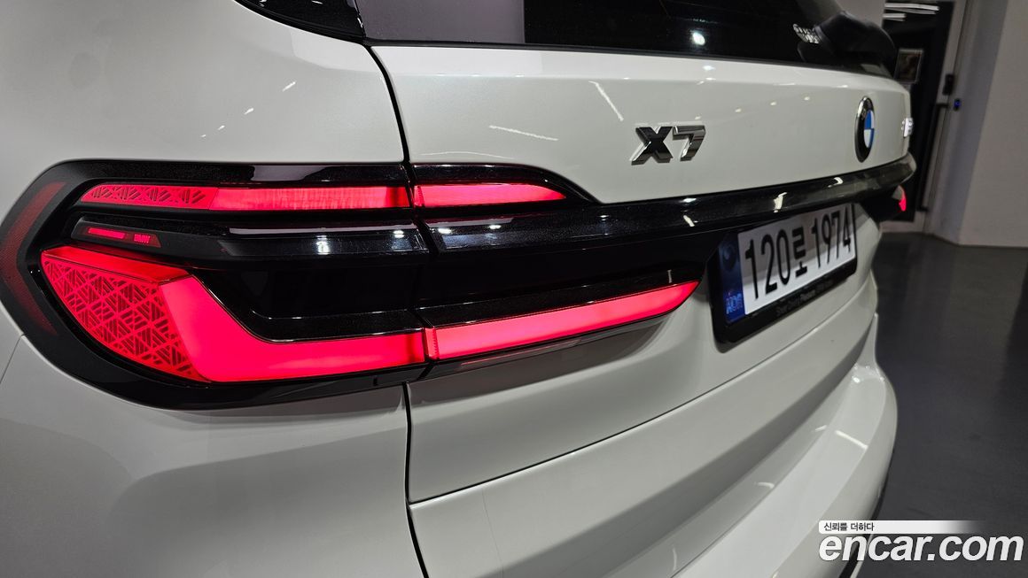 BMW X7 2024