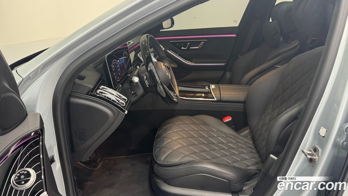 Mercedes-Benz S-Class 2025