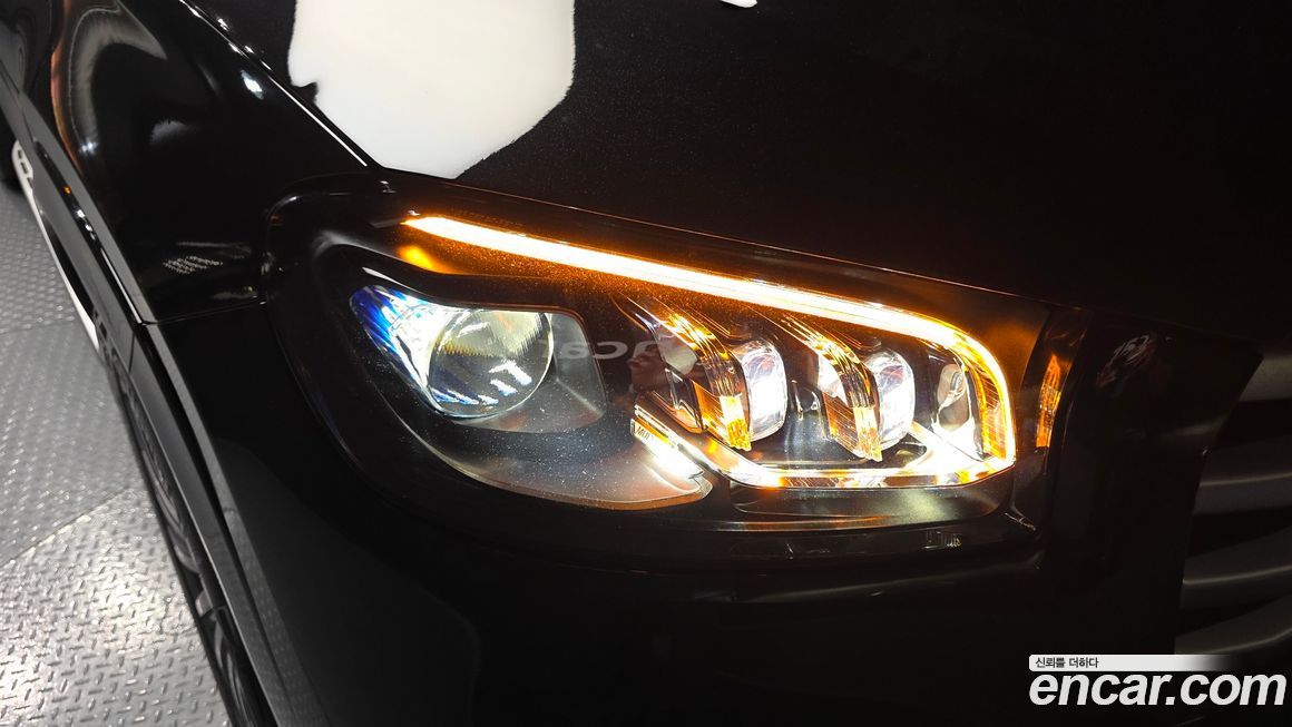Mercedes-Benz GLS-Class 2025