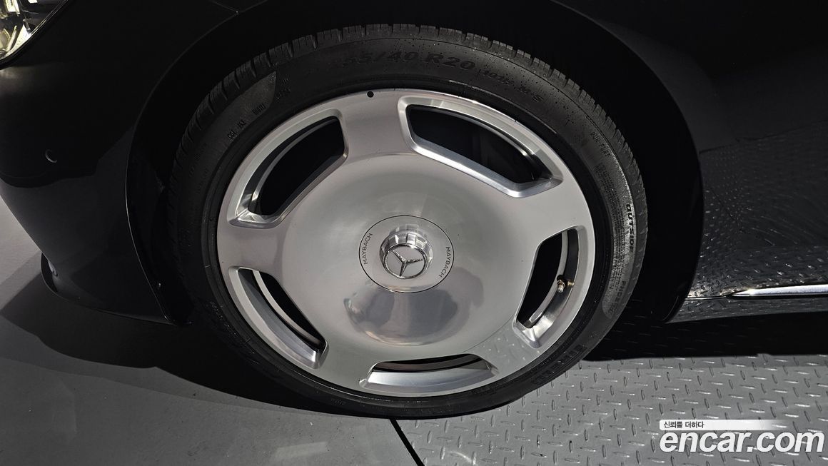 Mercedes-Benz S-Class 2022